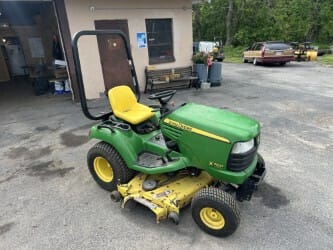 2008 John Deere X700 Equipment Image0