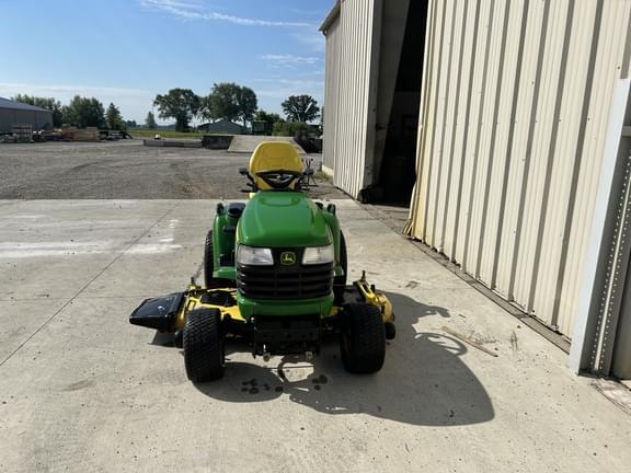 Image of John Deere X720 equipment image 1