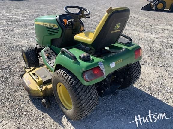 Image of John Deere X720 equipment image 3