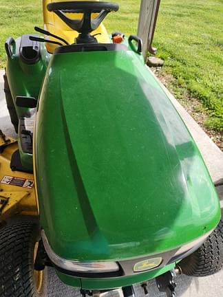 Image of John Deere X720 equipment image 4