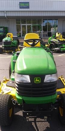 Image of John Deere X720 equipment image 3