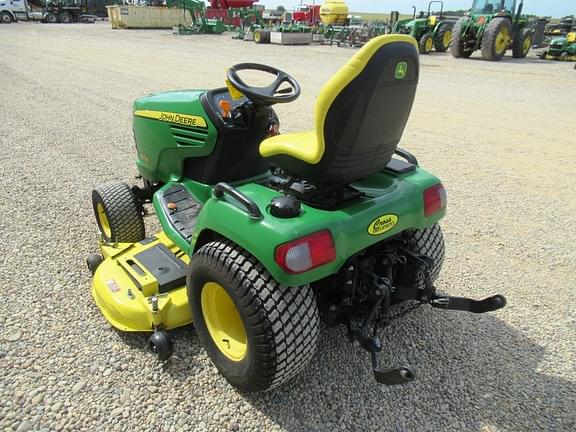 Image of John Deere X720 equipment image 4