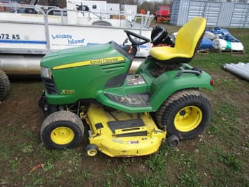 Main image John Deere X720