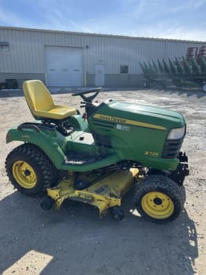 2008 John Deere X729 Image