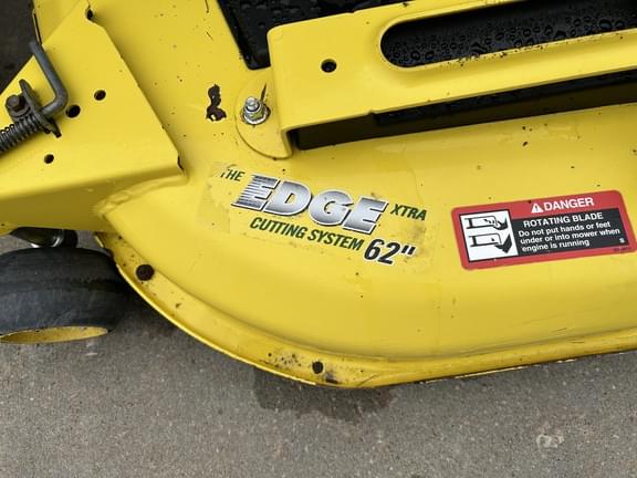 Image of John Deere X740 equipment image 4