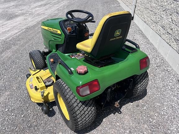 Image of John Deere X740 equipment image 3