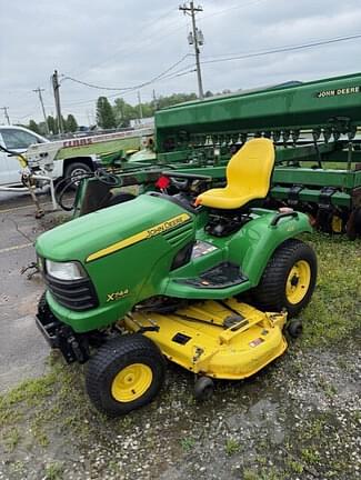 Image of John Deere X744 equipment image 1