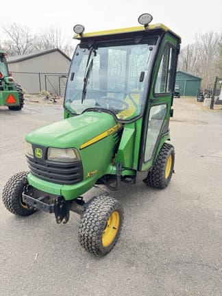 Image of John Deere X749 Primary image