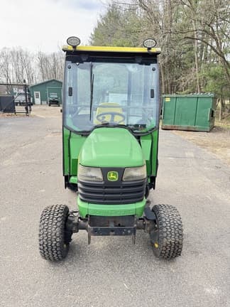 Image of John Deere X749 equipment image 1
