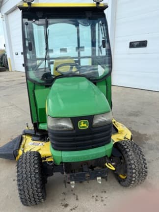 Image of John Deere X749 equipment image 2