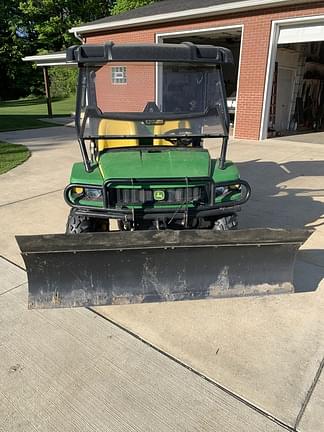 Image of John Deere Gator XUV 620i equipment image 1