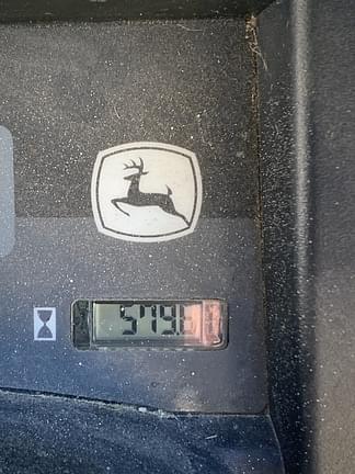 Image of John Deere Gator XUV 620i equipment image 4