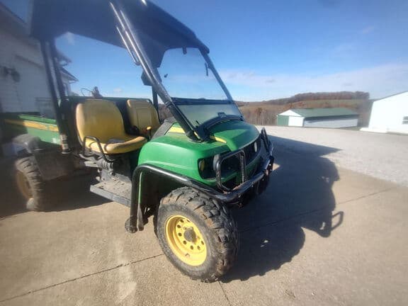 Image of John Deere Gator XUV 620i equipment image 4