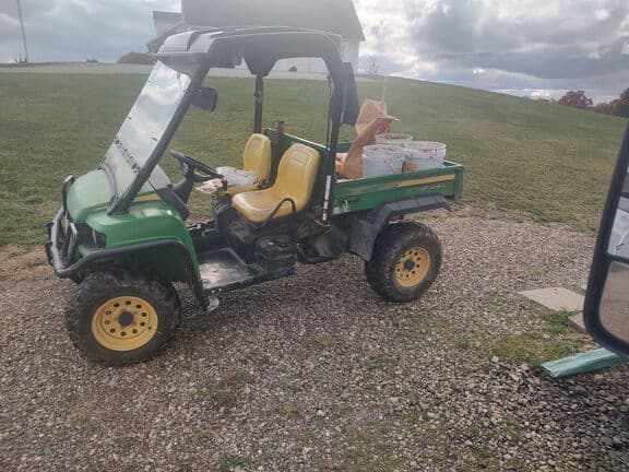 Image of John Deere Gator XUV 620i Primary image