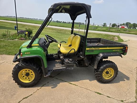 Image of John Deere Gator XUV 620i equipment image 1