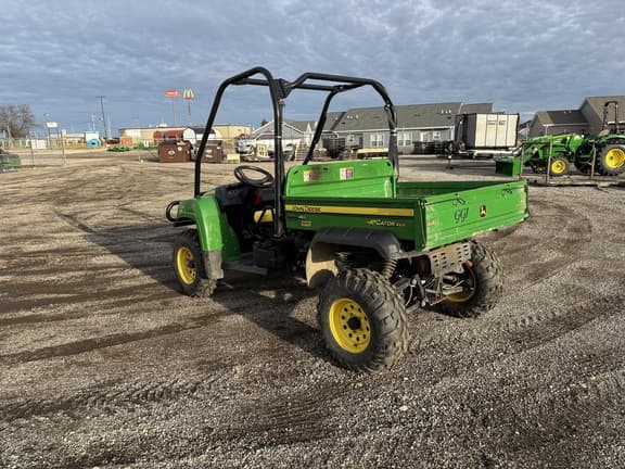 Image of John Deere Gator XUV 620i equipment image 3