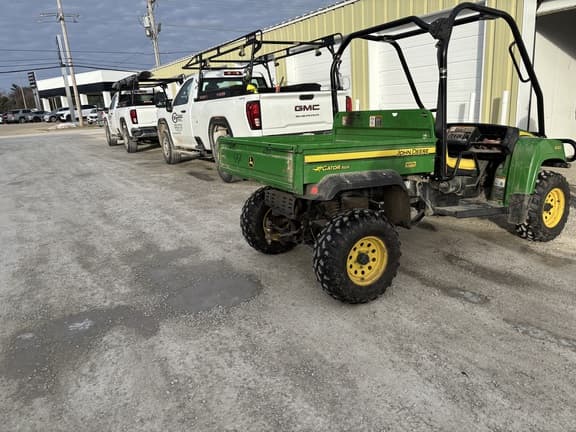 Image of John Deere Gator XUV 620i equipment image 4