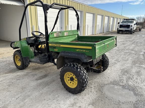 Image of John Deere Gator XUV 620i equipment image 2