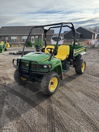 Image of John Deere Gator XUV 620i equipment image 1