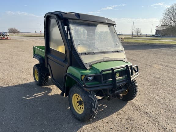 Image of John Deere Gator XUV 620i equipment image 2
