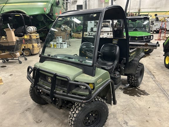 Main image John Deere Gator XUV 620i