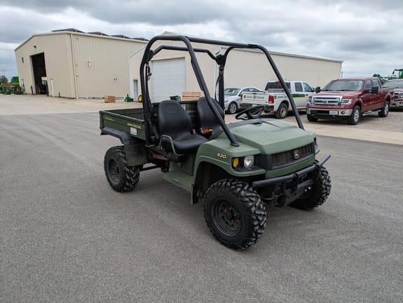 Main image John Deere Gator XUV 620i