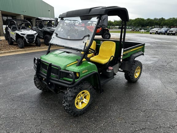 Main image John Deere XUV 850D