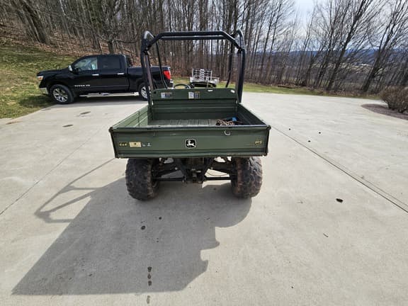 Image of John Deere Gator XUV equipment image 4