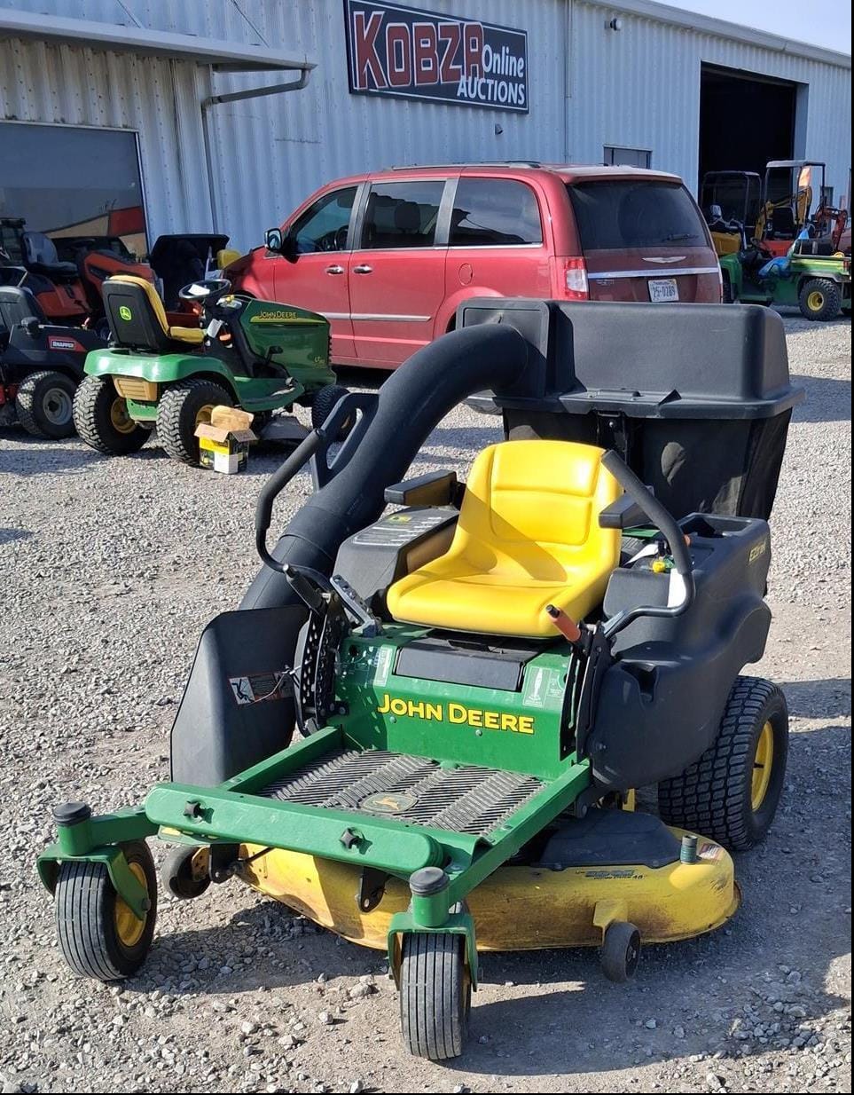 2008 John Deere Z245 Equipment Image0
