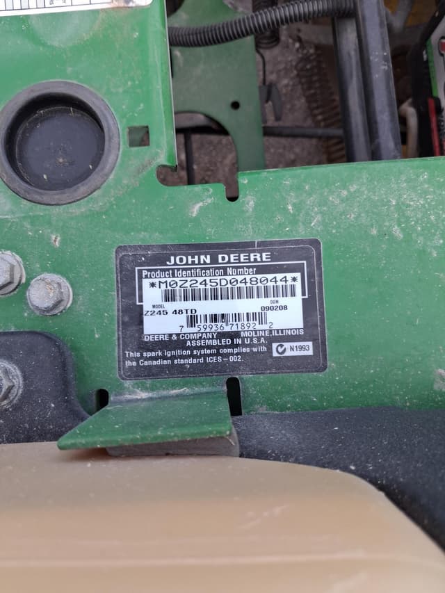 Image of John Deere Z245 equipment image 3
