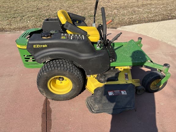Image of John Deere Z425 equipment image 2