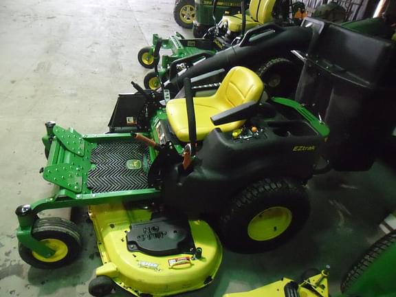 Image of John Deere Z425 equipment image 1