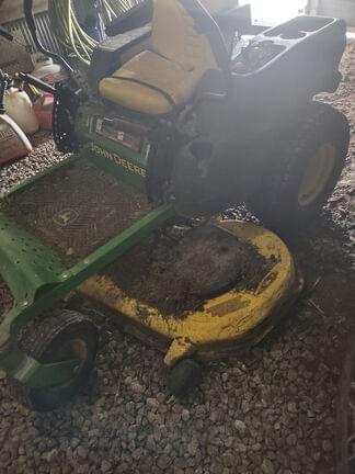 Image of John Deere Z445 Image 1