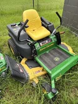 2008 John Deere Z445 Equipment Image0