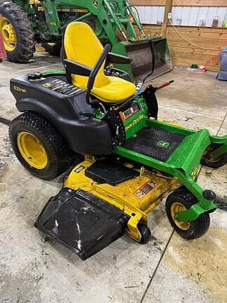 Image of John Deere Z465 equipment image 1