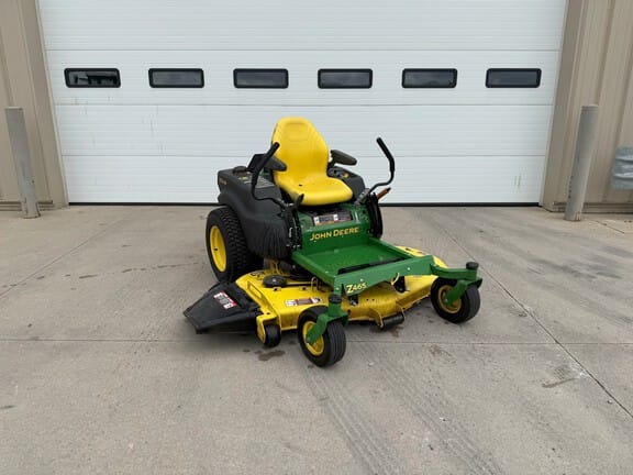 2008 John Deere Z465 Equipment Image0