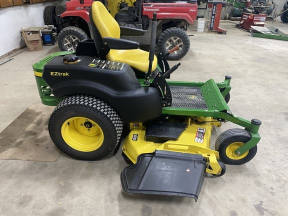 Image of John Deere Z465 equipment image 2