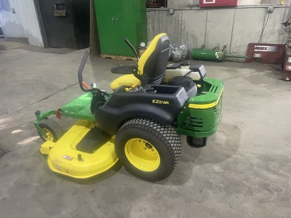 Image of John Deere Z465 equipment image 3