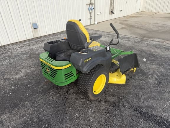 Image of John Deere Z465 equipment image 2