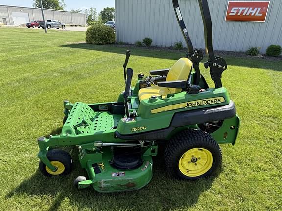 Image of John Deere Z520A equipment image 1