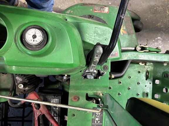 Image of John Deere Z520A equipment image 3