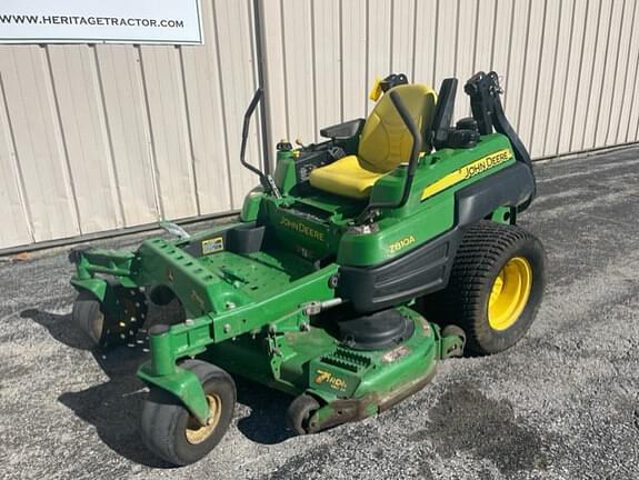 Image of John Deere Z810A equipment image 1