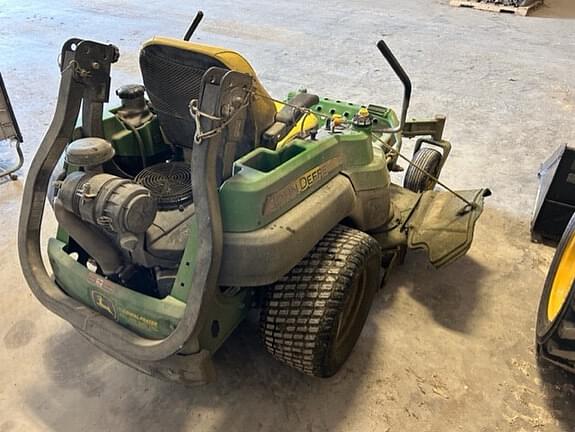 Image of John Deere Z810A equipment image 3