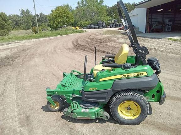 Image of John Deere Z810A equipment image 1