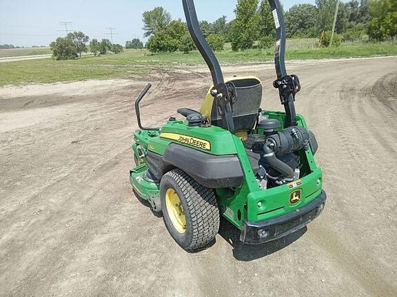 Image of John Deere Z810A equipment image 2