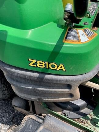 Image of John Deere Z810A equipment image 3