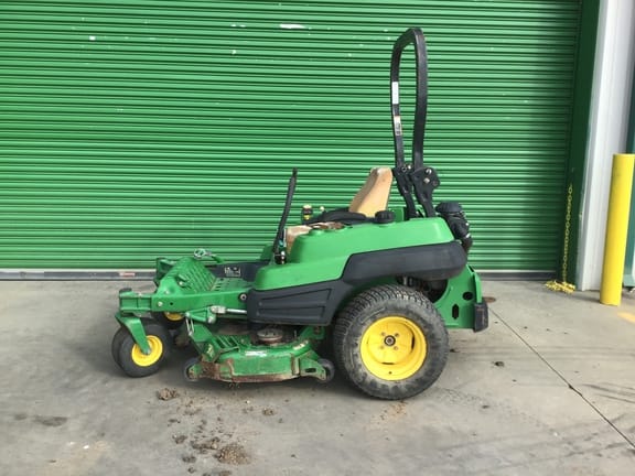 Main image John Deere Z810A