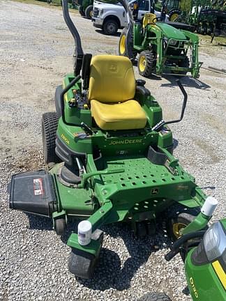 Image of John Deere Z810A equipment image 2