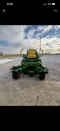 Image of John Deere Z820A equipment image 1