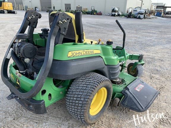 Image of John Deere Z820A equipment image 4